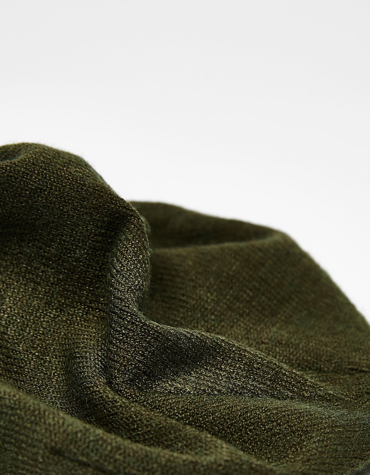 Knitted beanie - Image 3